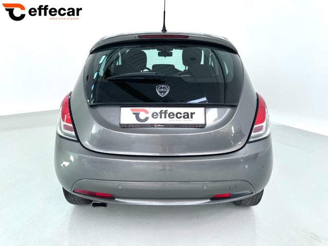 LANCIA Ypsilon usata, con Autoradio