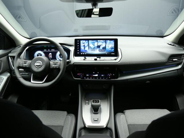 NISSAN Qashqai usata, con Controllo automatico clima