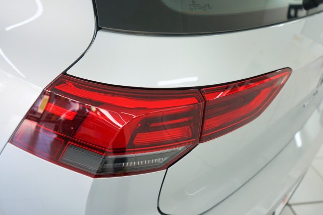 VOLKSWAGEN Golf usata, con Isofix