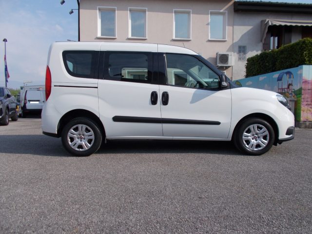 FIAT Doblo usata, con Alzacristalli elettrici