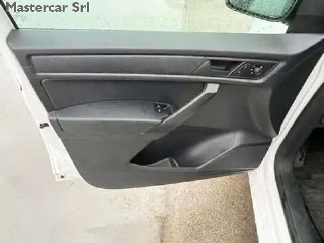 VOLKSWAGEN Caddy usata 10