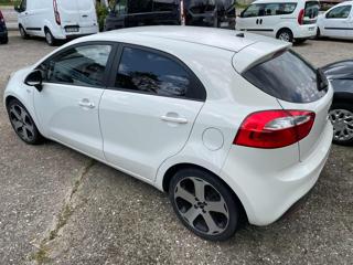 KIA Rio usata, con Airbag laterali