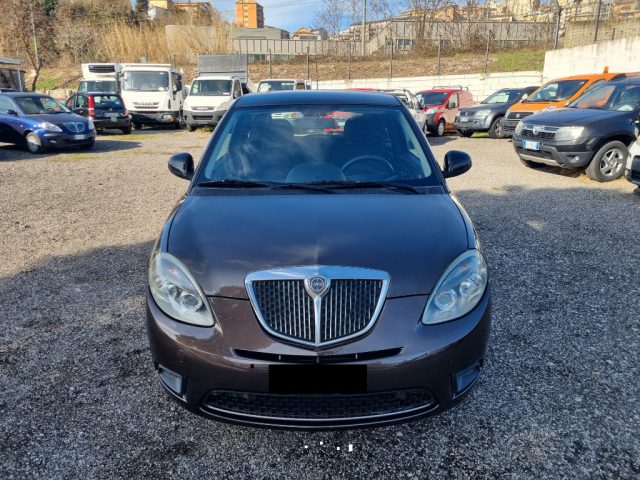 LANCIA Ypsilon usata, con Airbag