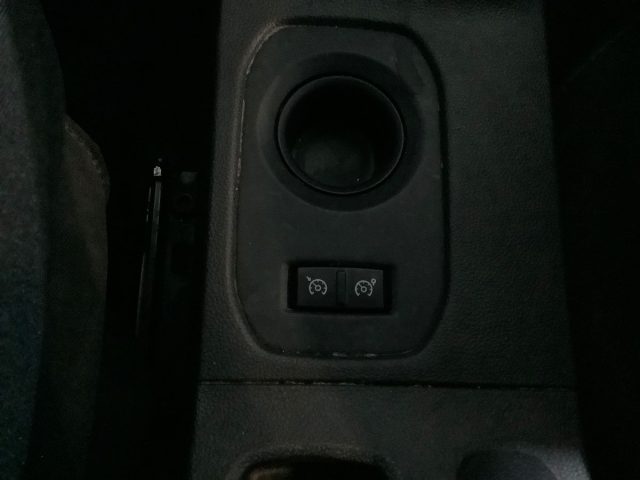 DACIA Duster usata, con Specchietti laterali elettrici