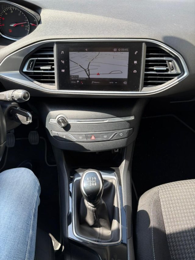 PEUGEOT 308 usata, con Climatizzatore