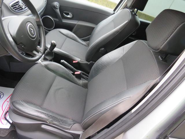 RENAULT Clio usata 21