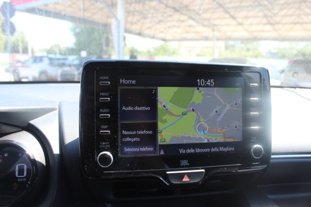 TOYOTA Yaris usata, con Bluetooth