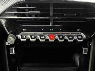 PEUGEOT 2008 usata 27