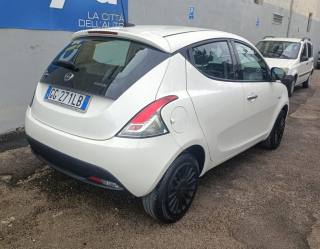 LANCIA Ypsilon usata, con Airbag Passeggero