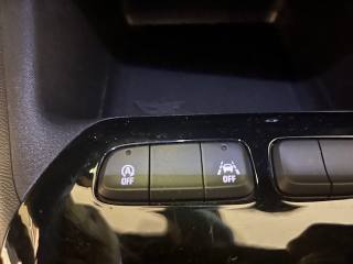 OPEL Corsa usata, con Autoradio digitale