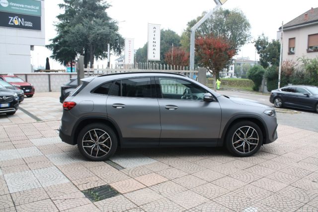 MERCEDES-BENZ EQA usata, con Climatizzatore