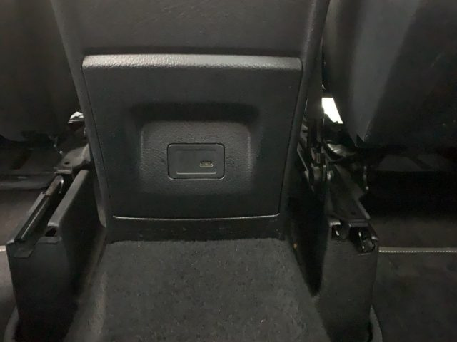 MERCEDES-BENZ GLA 180 usata, con Sensore di pioggia