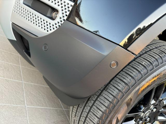 LAND ROVER Defender usata, con Airbag testa