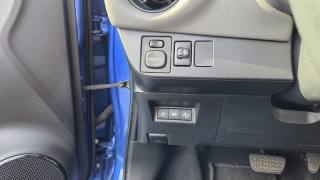 TOYOTA Yaris usata, con Luci diurne LED