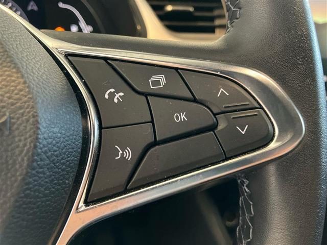 RENAULT Captur usata, con Sensori di parcheggio anteriori