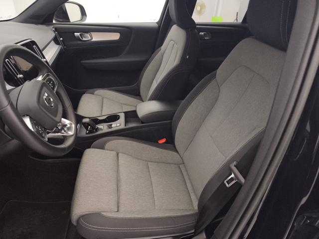 VOLVO XC40 usata, con Controllo automatico clima