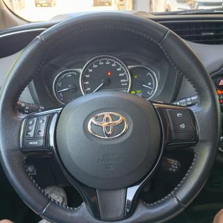 TOYOTA Yaris usata, con ESP