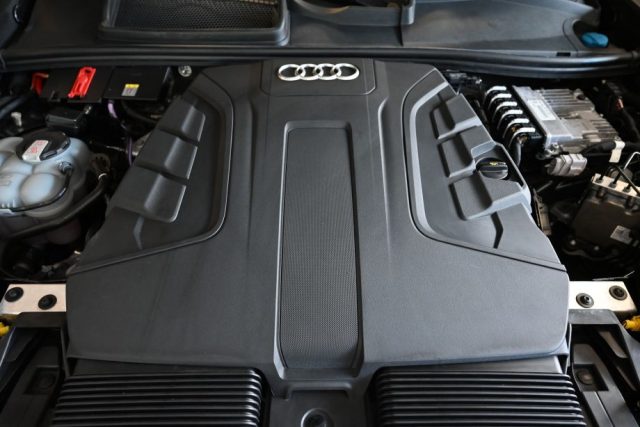 AUDI Q8 usata 76