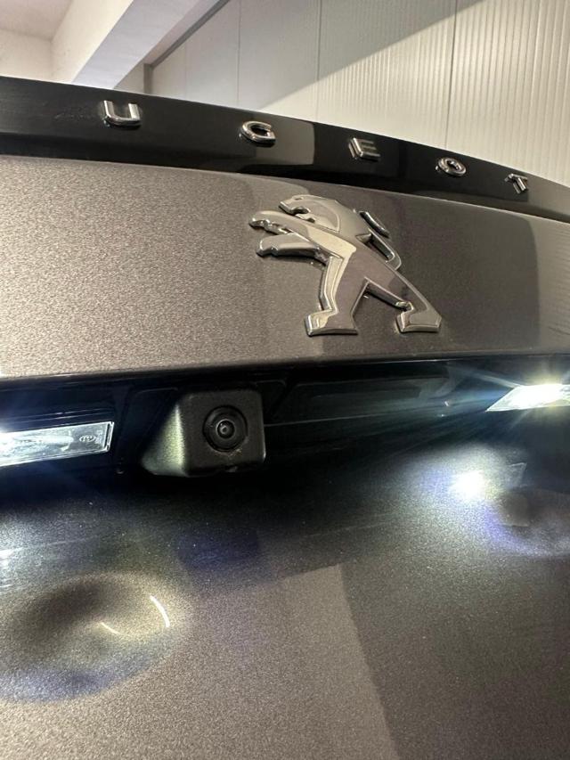 PEUGEOT 2008 usata, con Servosterzo