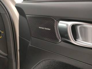 VOLVO XC40 usata, con USB