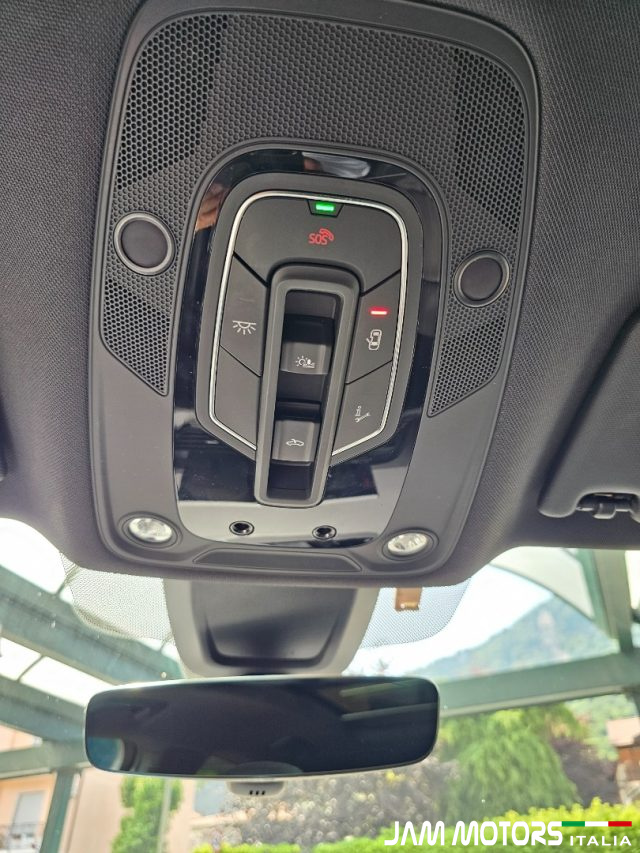 AUDI Q5 usata, con Sensori di parcheggio posteriori