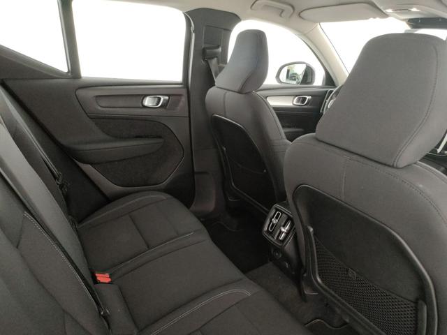 VOLVO XC40 usata, con Luci diurne LED