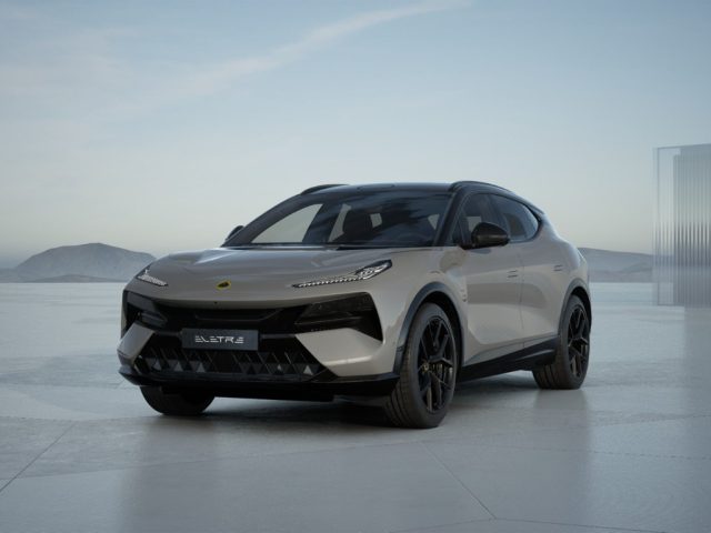 LOTUS Eletre usata, con Airbag