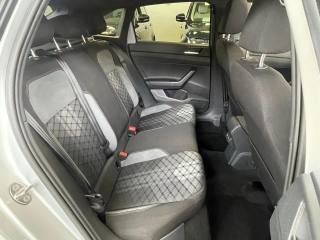 VOLKSWAGEN Taigo usata, con Fendinebbia