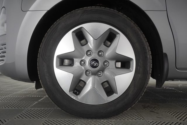 HYUNDAI Staria usata 13