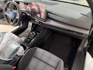 VOLKSWAGEN Golf usata, con Park Distance Control