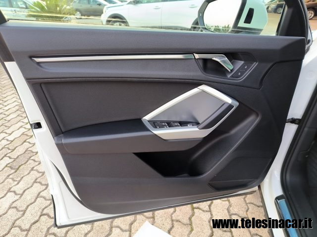 AUDI Q3 usata, con Specchietti laterali elettrici