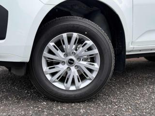 ISUZU D-Max usata, con Climatizzatore