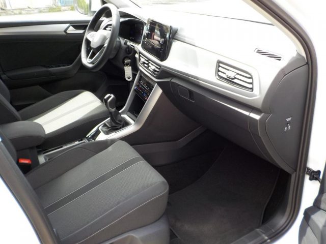 VOLKSWAGEN T-Roc usata, con Touch screen