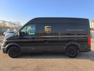 VOLKSWAGEN Crafter usata, con Airbag