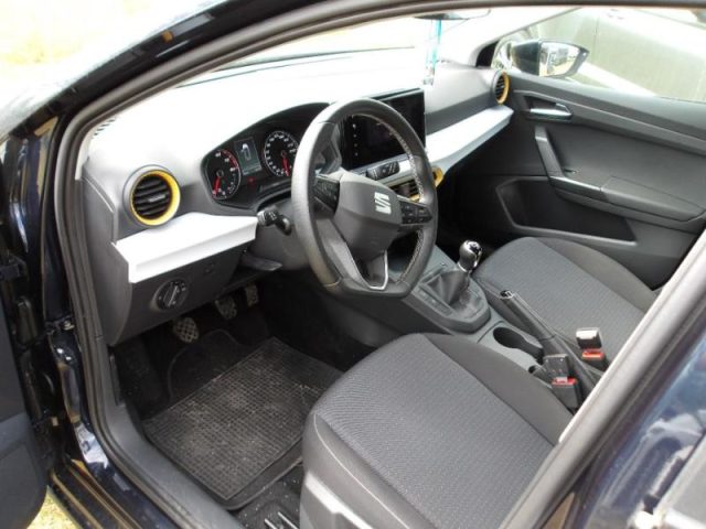 SEAT Ibiza usata, con Autoradio