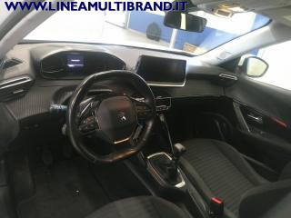 PEUGEOT 2008 usata, con Controllo automatico clima