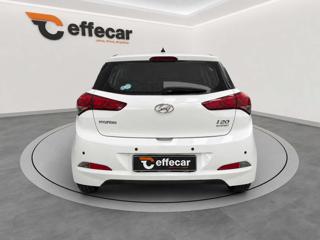 HYUNDAI i20 usata, con Alzacristalli elettrici