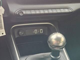 JEEP Avenger usata, con Touch screen
