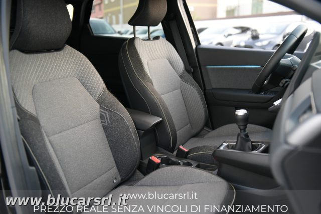 RENAULT Captur usata 15