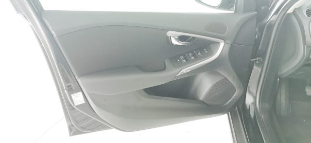 VOLVO V40 Cross Country usata 45