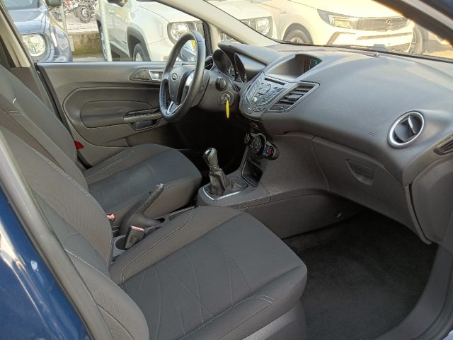 FORD Fiesta usata, con ESP