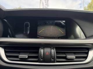 ALFA ROMEO Stelvio usata, con Park Distance Control