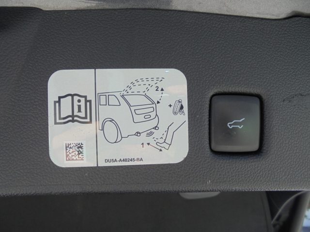 FORD Kuga usata, con Fari LED