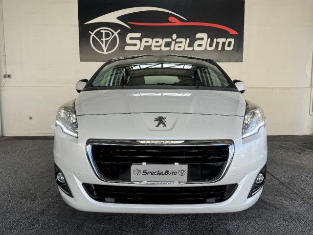 PEUGEOT 5008 usata, con Specchietti laterali elettrici