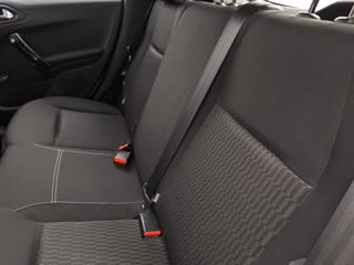 PEUGEOT 208 usata, con Sedile posteriore sdoppiato