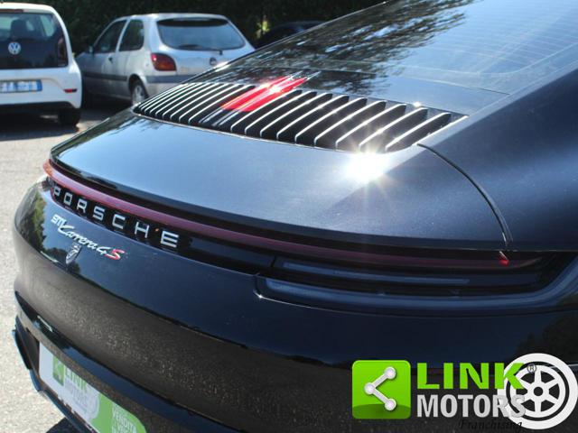PORSCHE 992 usata, con Touch screen