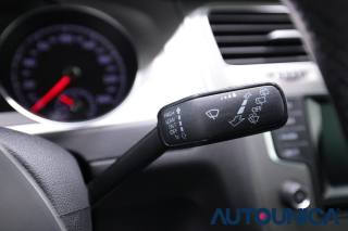 VOLKSWAGEN Golf usata, con Autoradio digitale