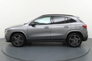 MERCEDES-BENZ GLA 250 usata, con Controllo automatico clima