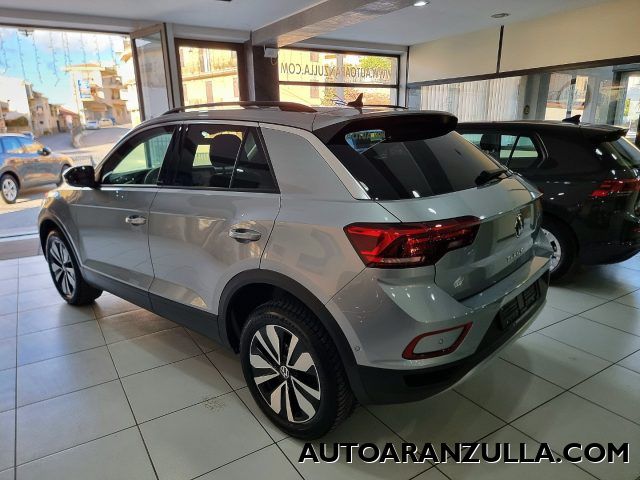 VOLKSWAGEN T-Roc usata, con Autoradio