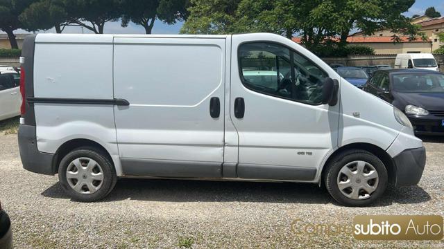 RENAULT Trafic usata, con Servosterzo